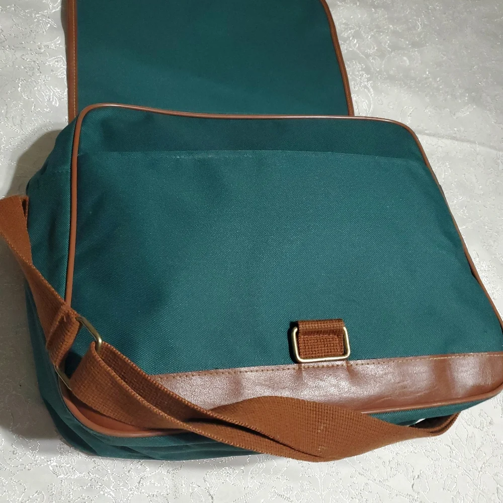 VINTAGE RALPH LAUREN GREEN CANVAS TRAVEL CROSS BODY SHOULDER COMPUTER BAG